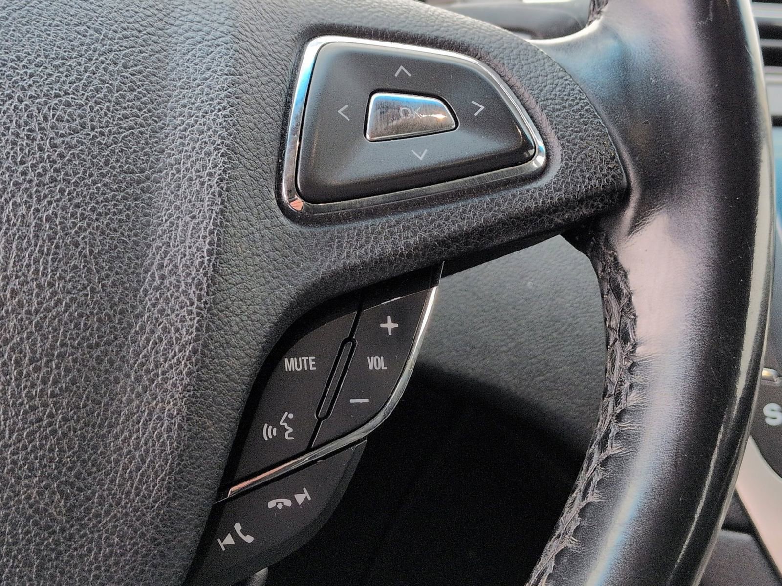 Used 2016 Lincoln MKZ w/ Equipment Group 200A Select FWD image 26