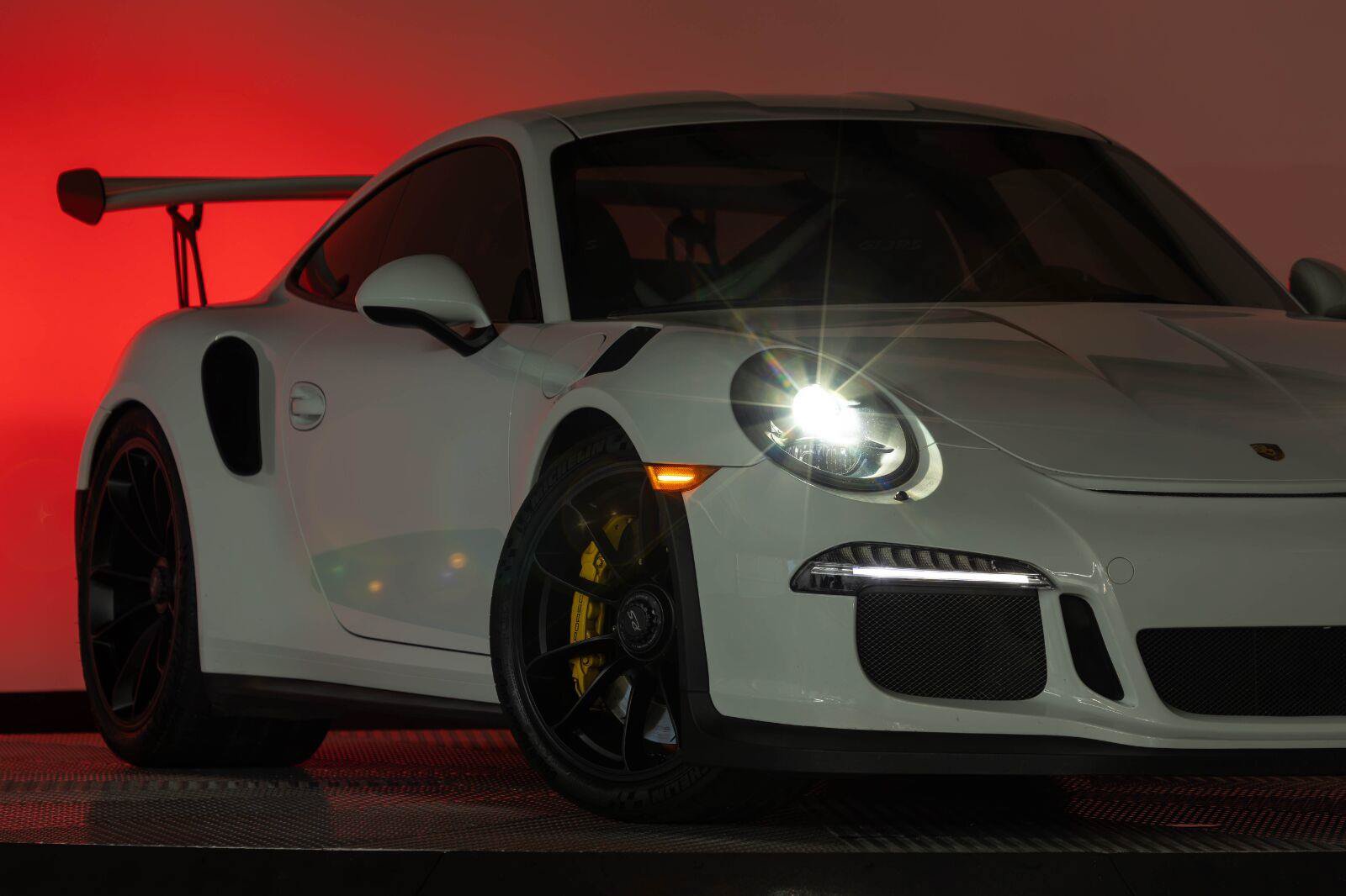 Used 2016 Porsche 911 GT3 RS RWD image 32