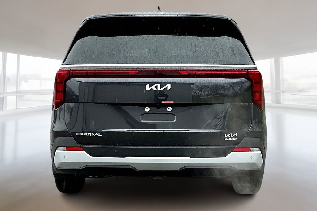New 2026 Kia Carnival LX FWD image 4