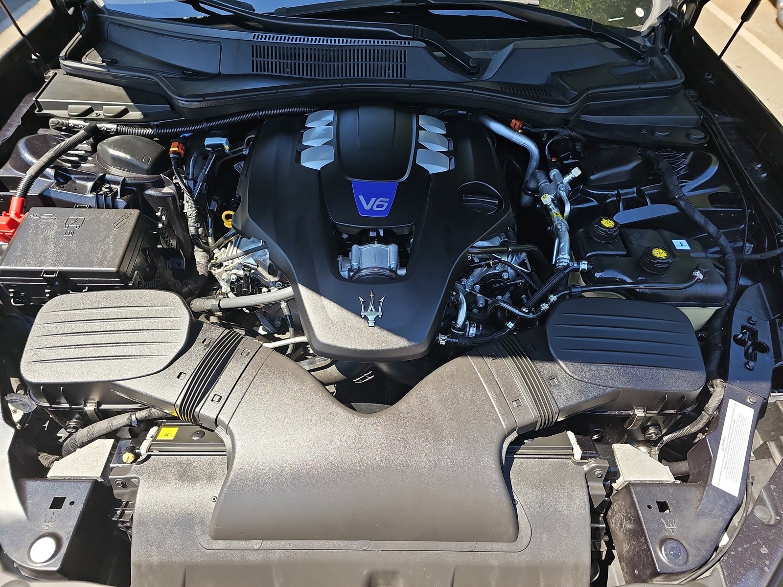 Used 2022 Maserati Ghibli Modena Q4 image 33