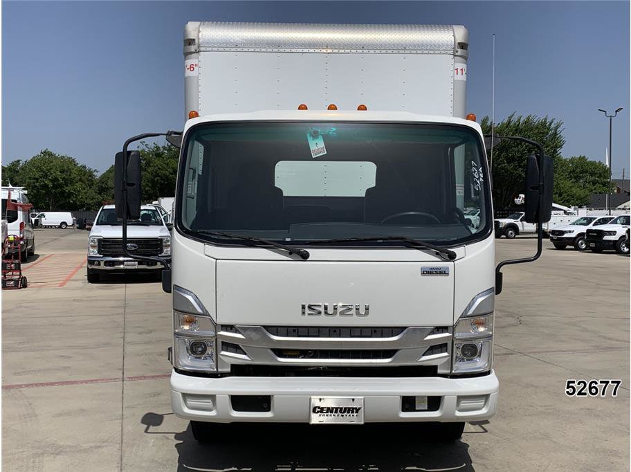 Used 2023 Isuzu NPR RWD image 13