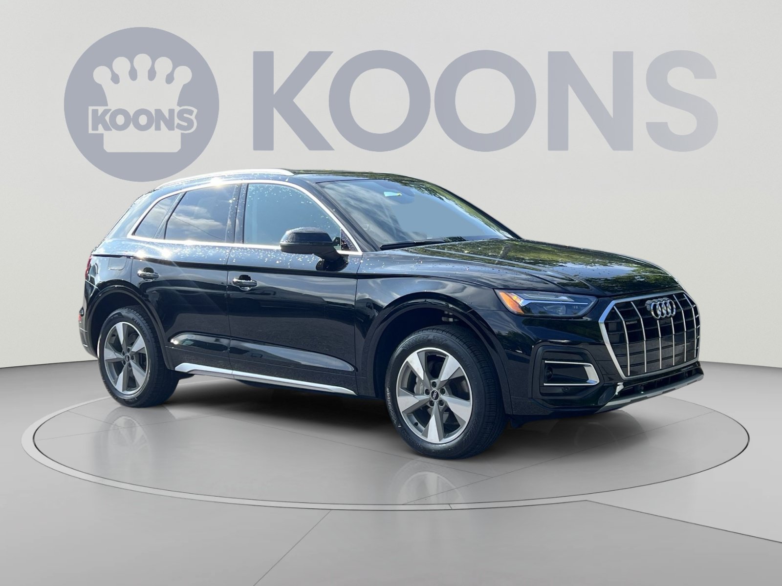 Used 2023 Audi Q5 2.0T Premium Plus w/ Premium Plus Package AWD/4WD image 2
