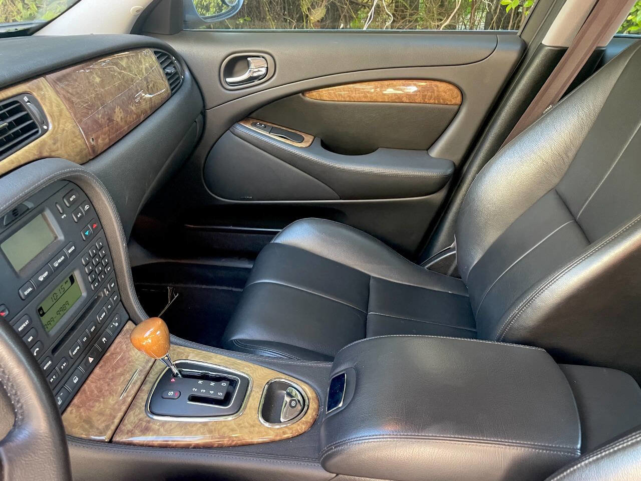 Used 2005 Jaguar S-TYPE 3.0 image 6