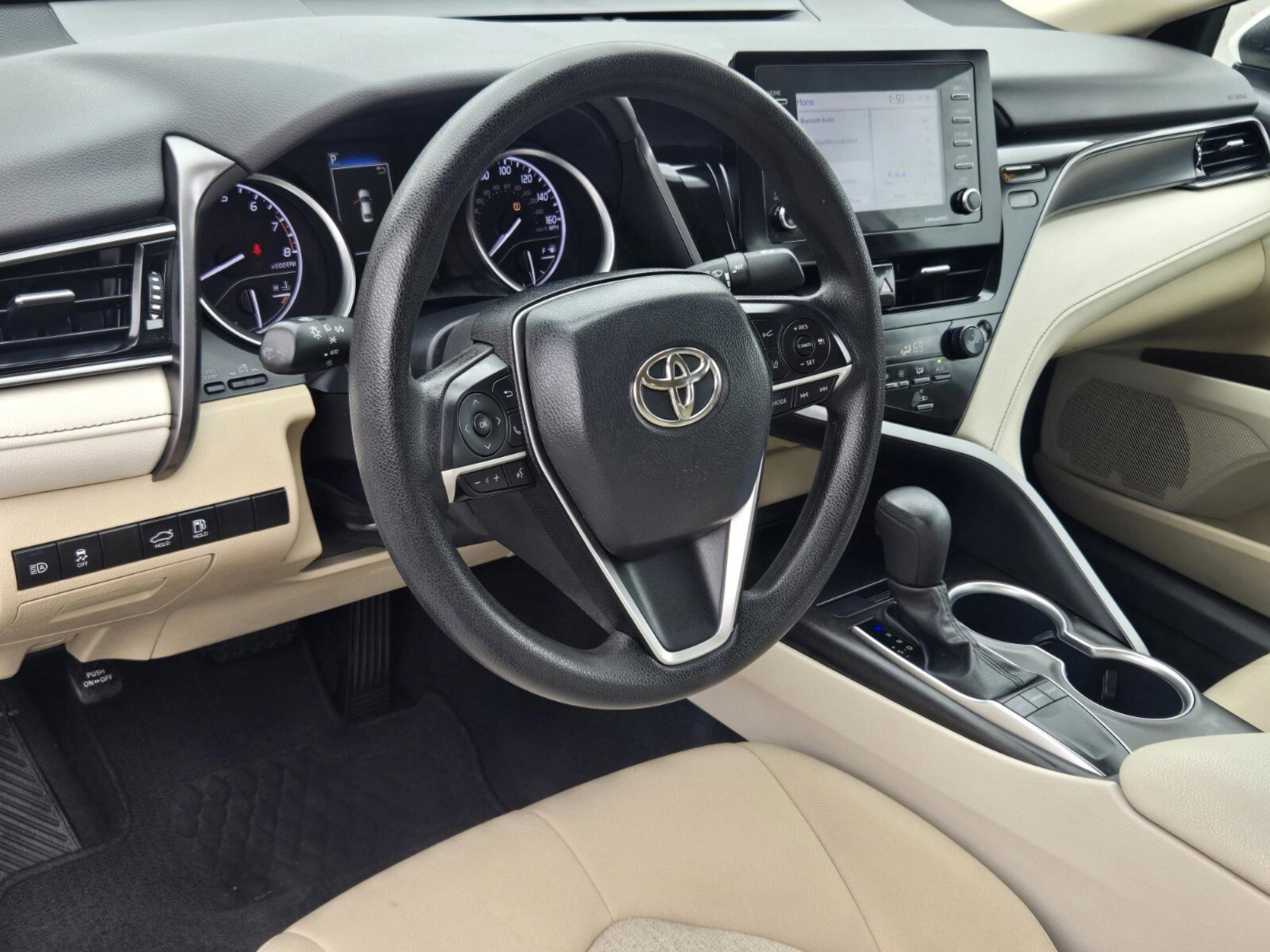 Used 2024 Toyota Camry LE image 28