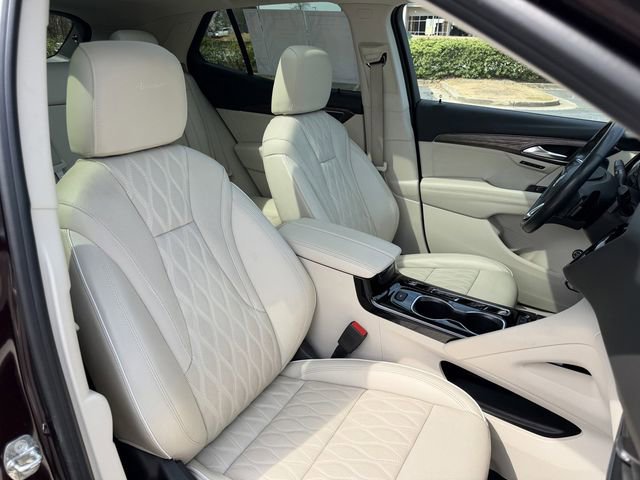 Used 2022 Buick Envision Avenir w/ Technology Package II image 44