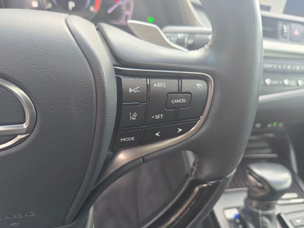 Certified 2020 Lexus ES 350 w/ Luxury Package FWD image 20