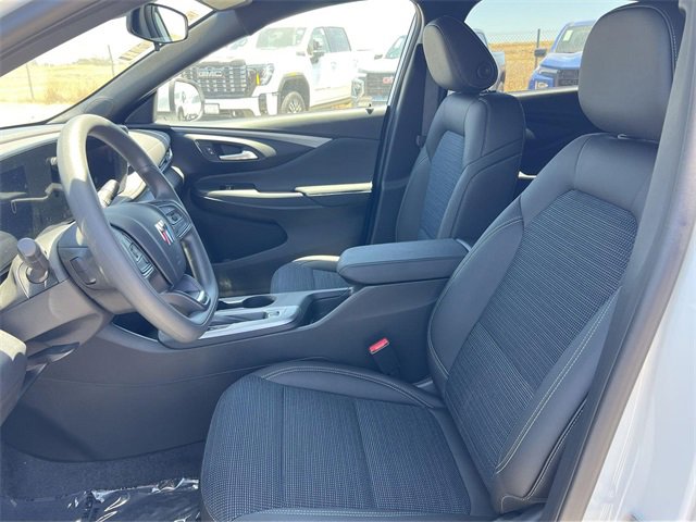 New 2025 Buick Envista Preferred image 22