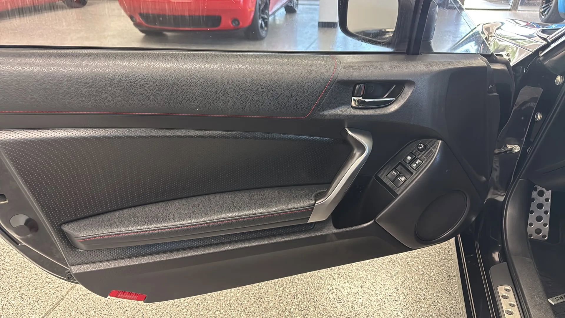 Used 2013 Scion FR-S RWD image 12