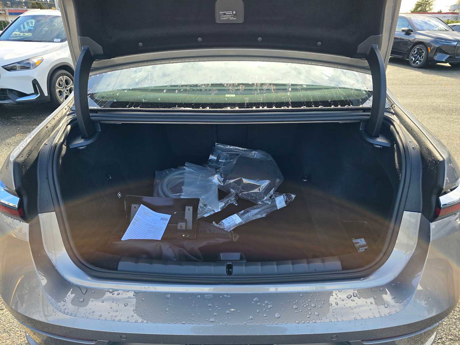 New 2025 BMW i7 xDrive60 image 16