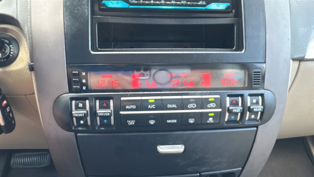 Used 2009 Kia Borrego EX w/ Premium Pkg RWD image 38