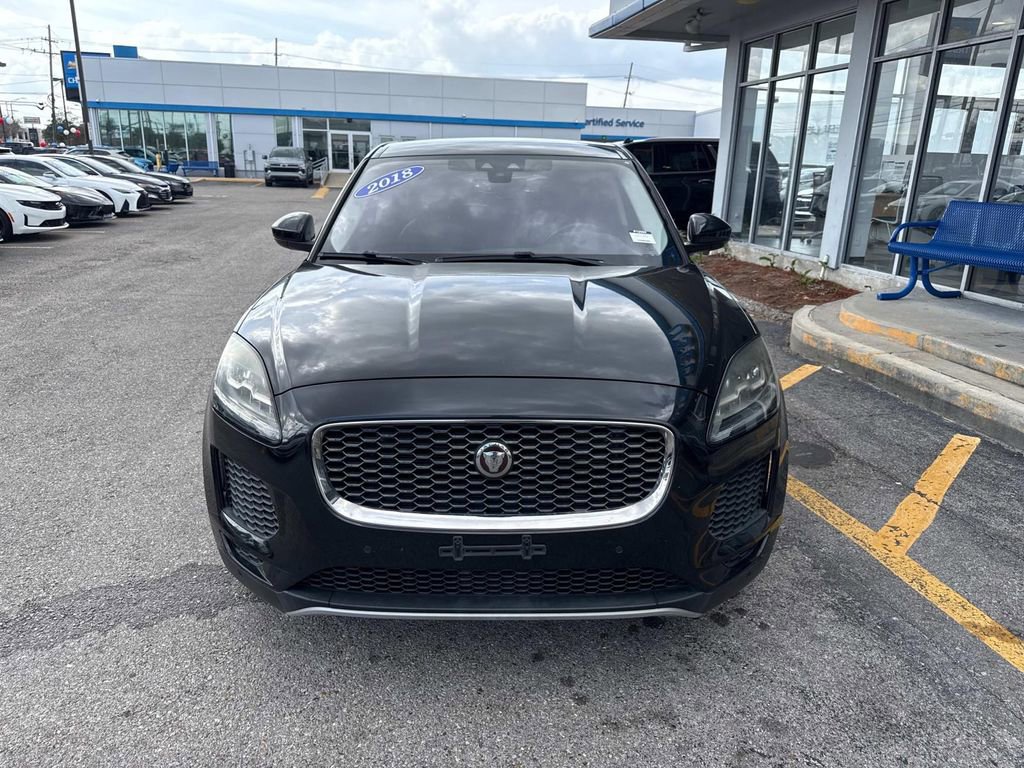 Used 2018 Jaguar E-PACE SE image 2