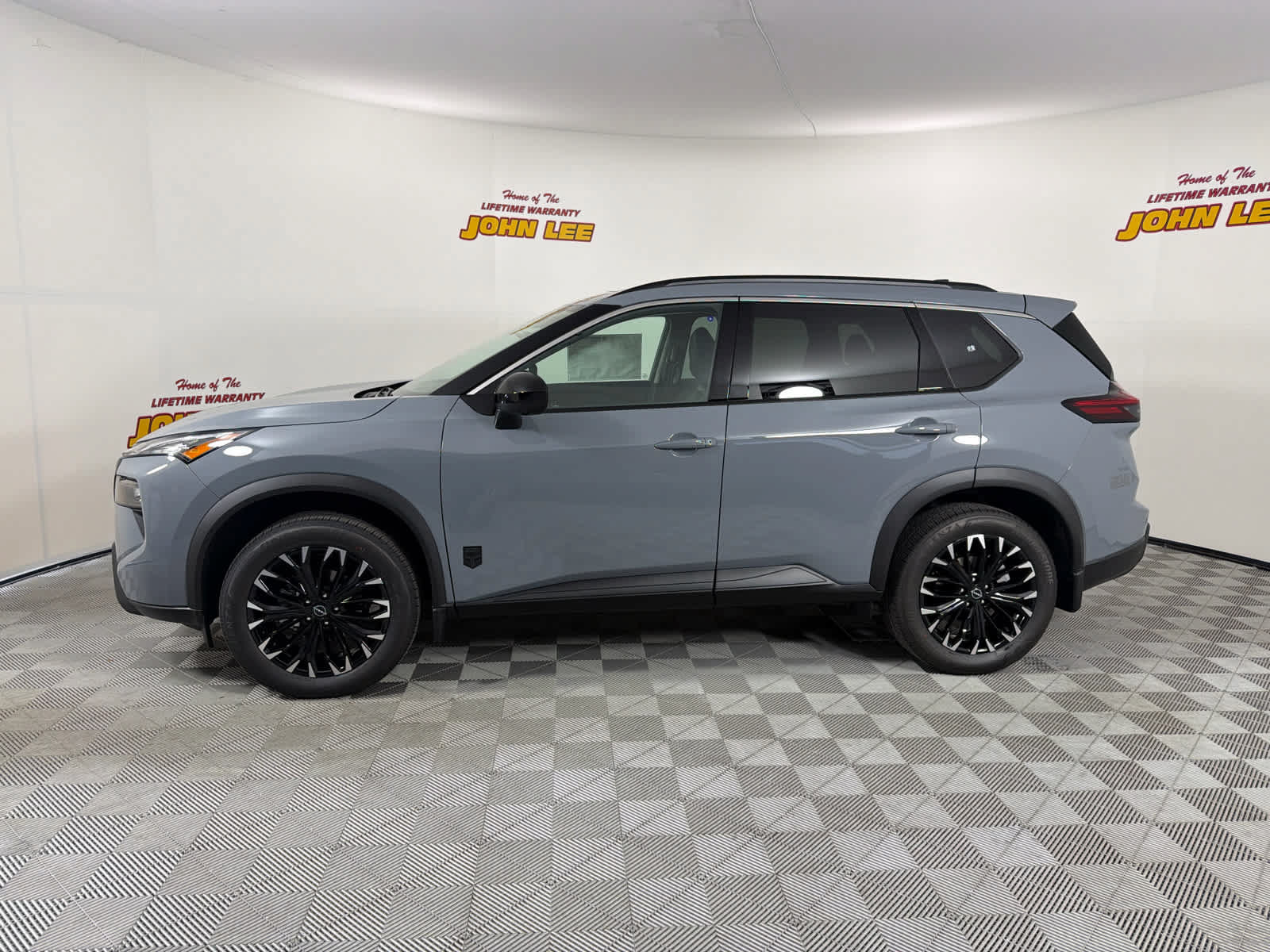 New 2026 Nissan Rogue Dark Armor FWD image 2