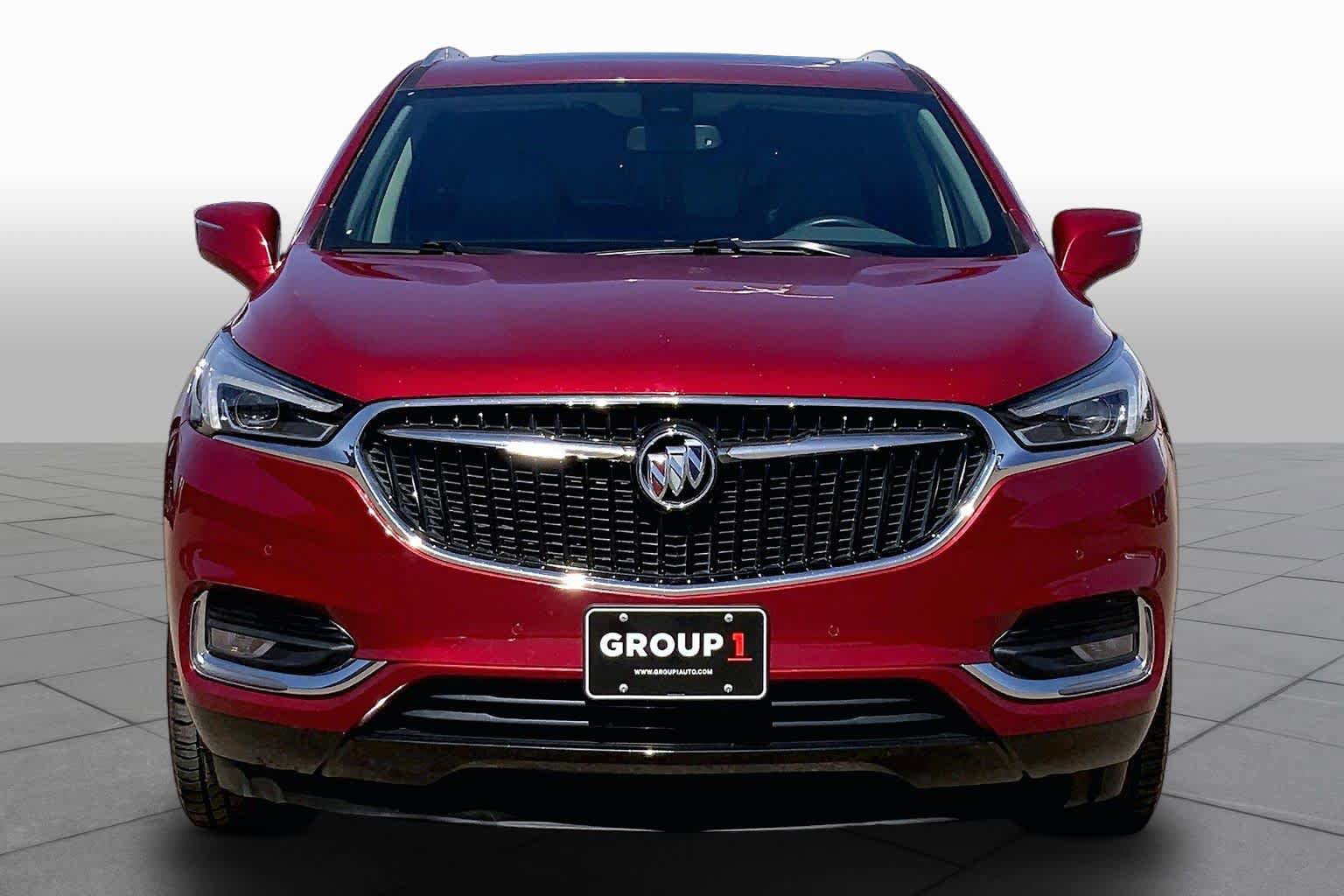 Used 2019 Buick Enclave Premium w/ Experience Buick Package FWD image 4