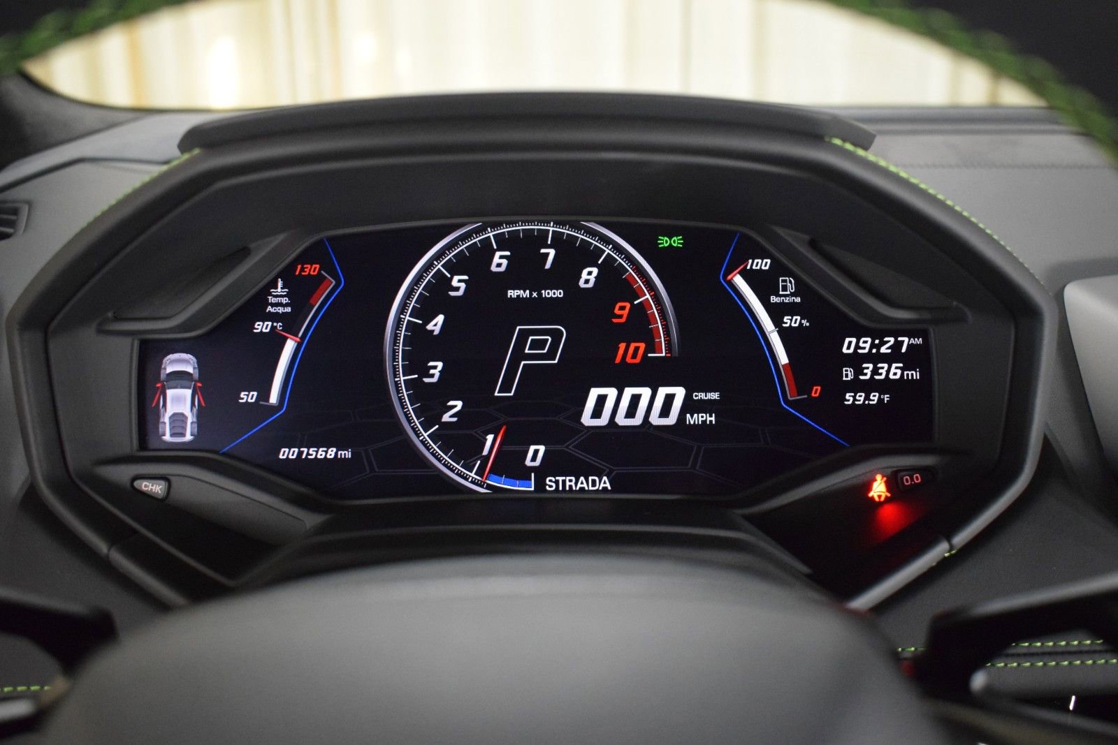 Used 2020 Lamborghini Huracan EVO image 31