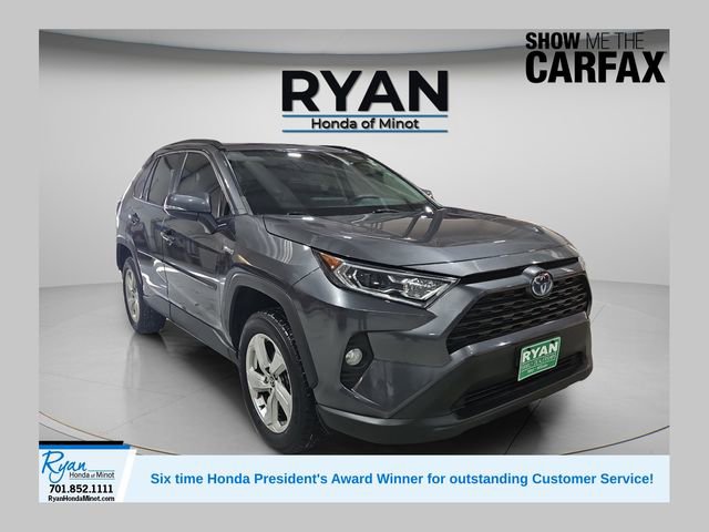 Used 2021 Toyota RAV4 XLE Premium image 1