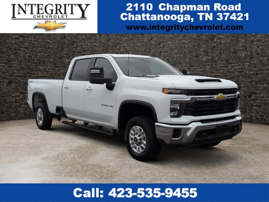 Used 2024 Chevrolet Silverado 2500 LT image 1