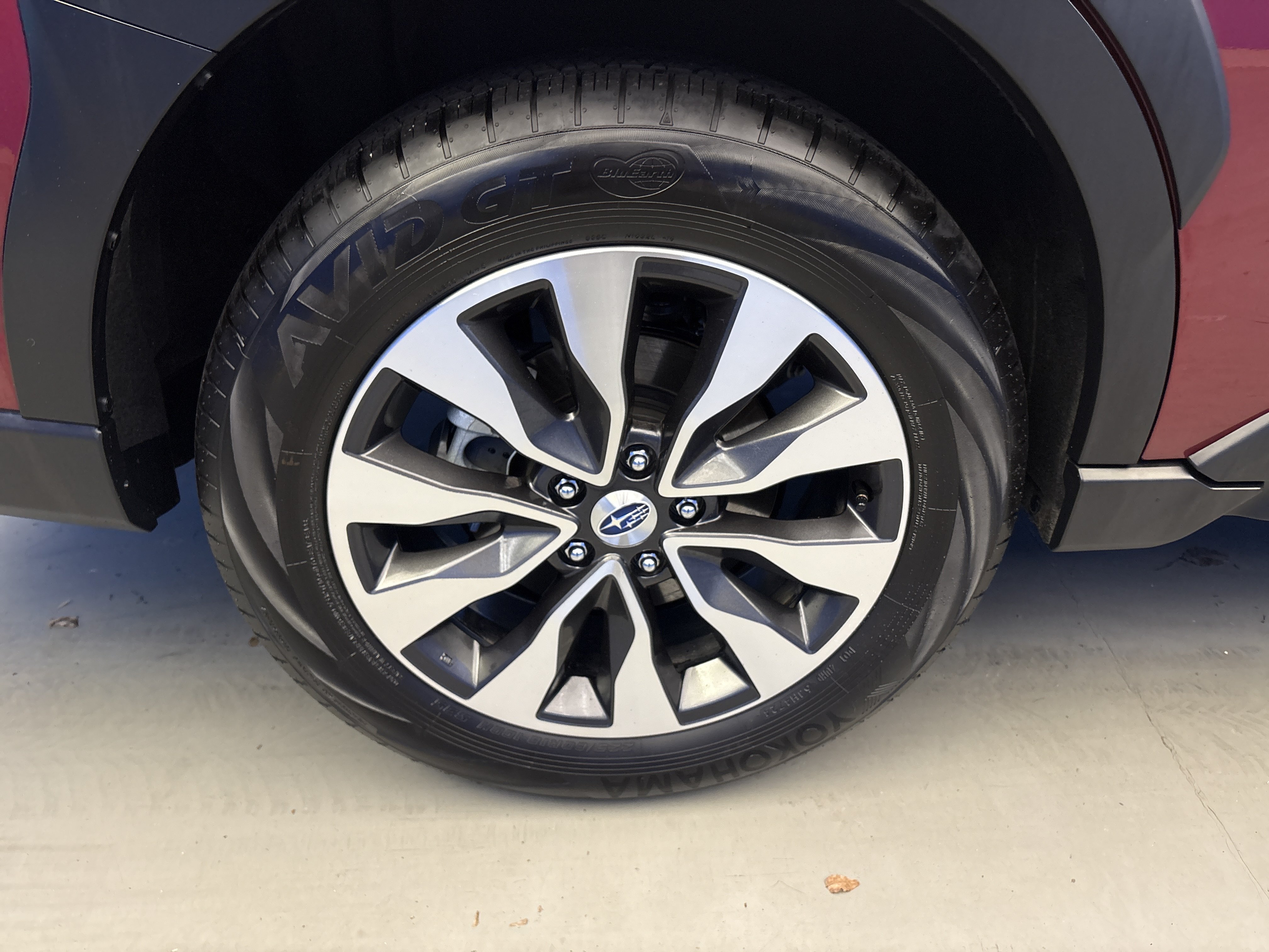 Certified 2025 Subaru Outback Limited AWD/4WD image 8