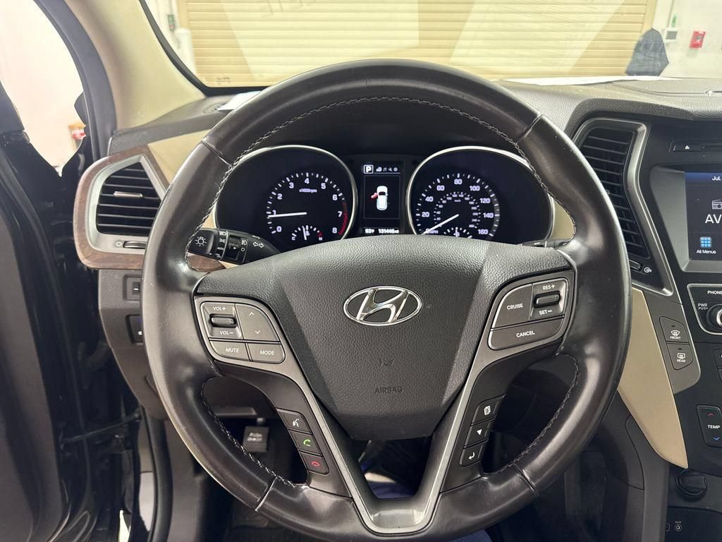 Used 2018 Hyundai Santa Fe Sport FWD image 30