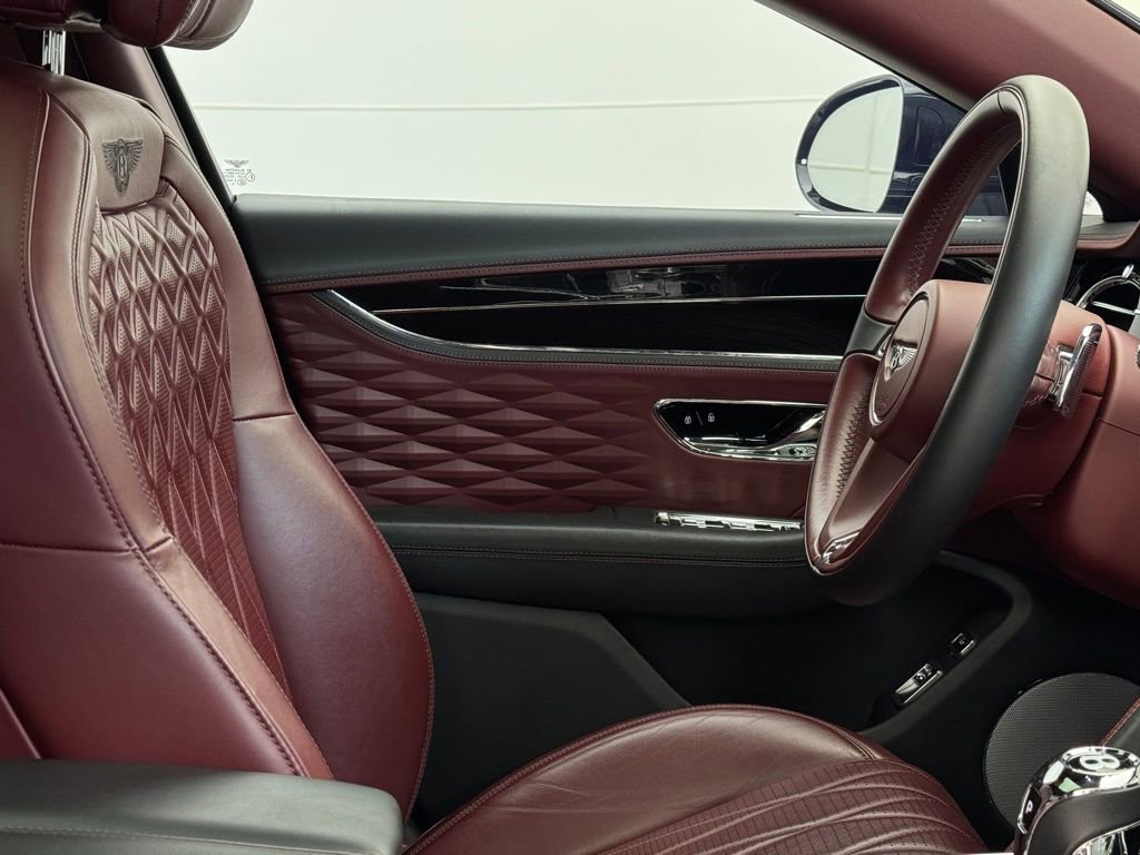 Used 2020 Bentley Flying Spur W12 image 41