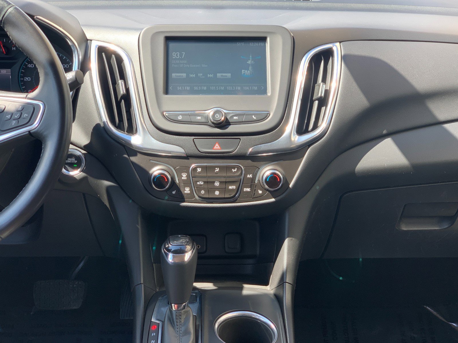 Used 2018 Chevrolet Equinox LT AWD/4WD image 24