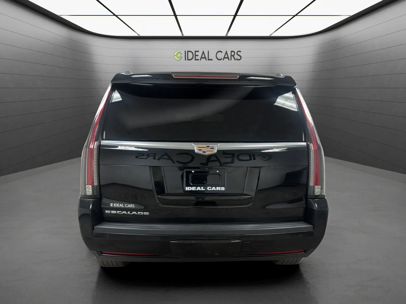 Used 2019 Cadillac Escalade Platinum RWD image 6