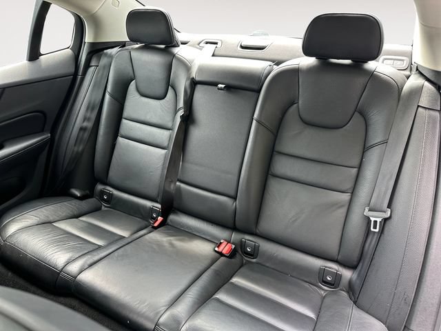 Used 2022 Volvo S60 B5 Inscription w/ Advanced Package FWD image 13