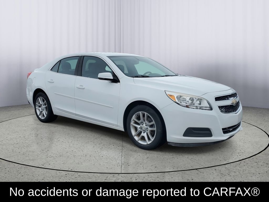 Used 2013 Chevrolet Malibu LT w/ Power Convenience Package image 2