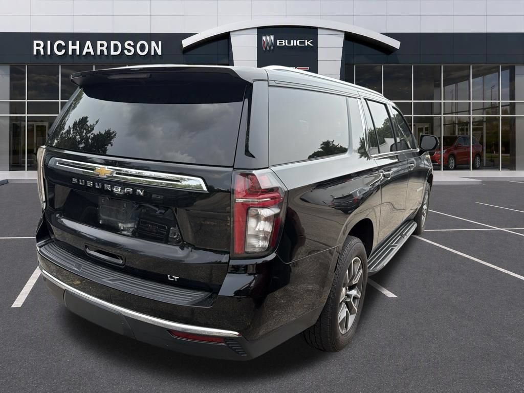 Used 2022 Chevrolet Suburban LT w/ Luxury Package AWD/4WD image 8
