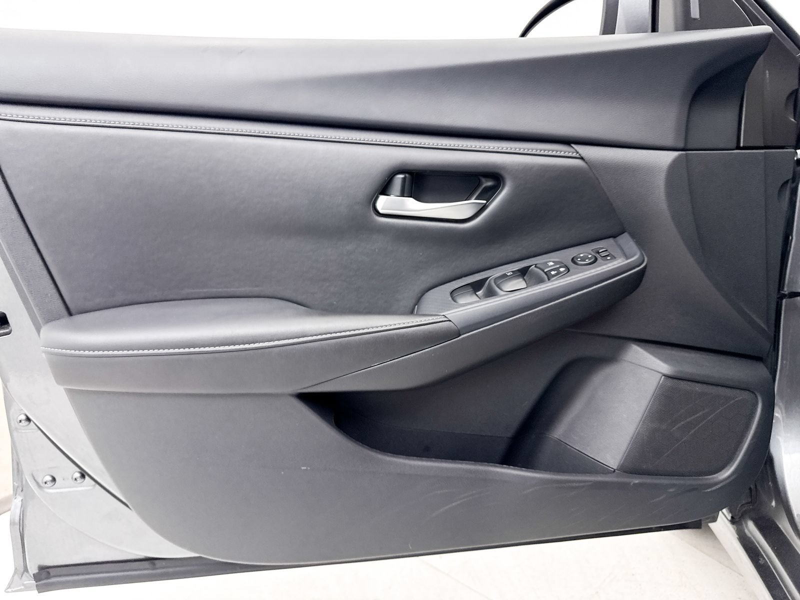 Used 2023 Nissan Sentra S FWD image 25