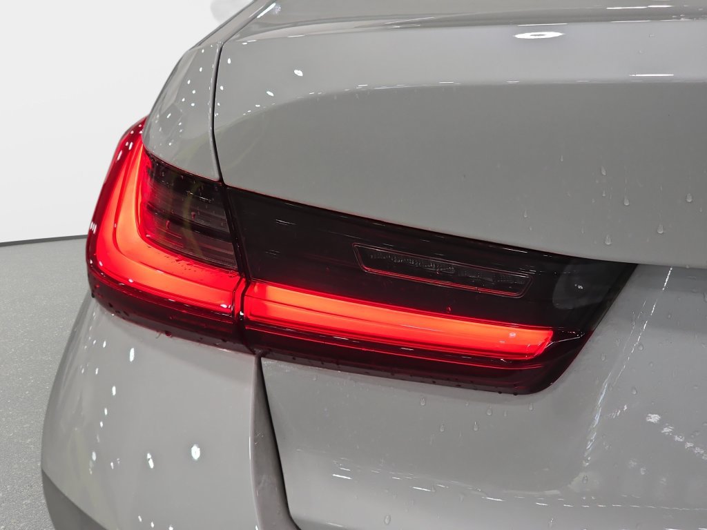 Certified 2023 BMW 330i Sedan w/ Premium Package RWD image 22