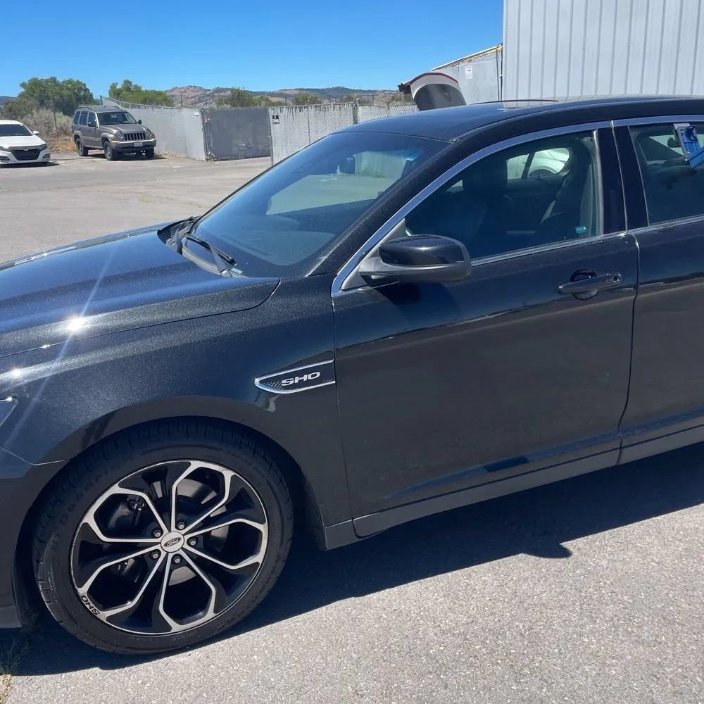 Used 2015 Ford Taurus SHO w/ Equipment Group 401A AWD/4WD image 2