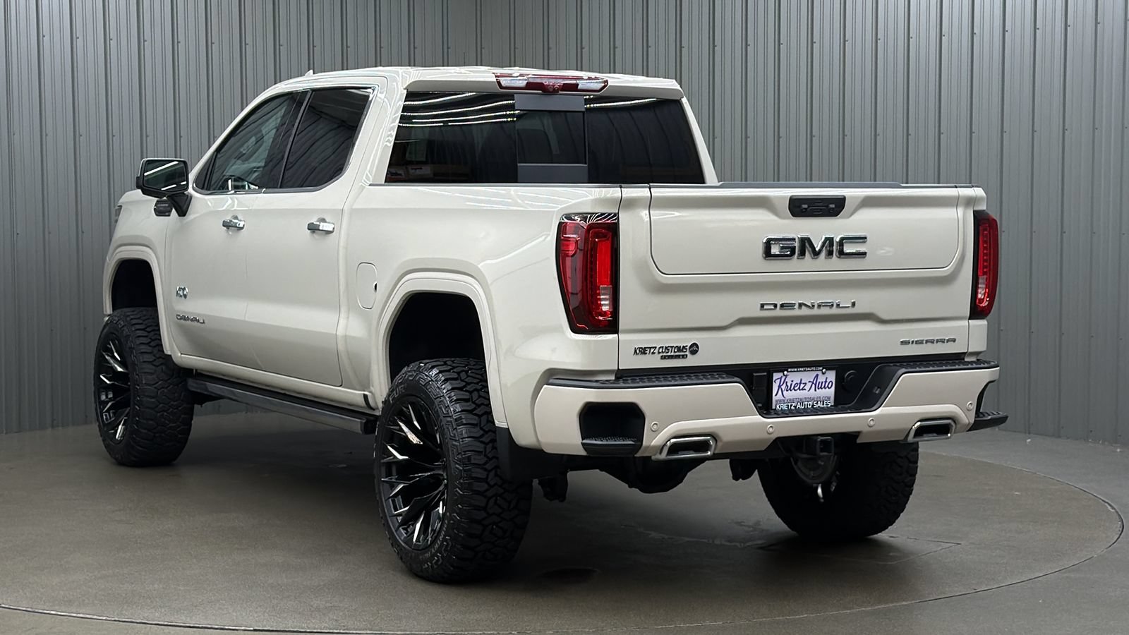 Used 2026 GMC Sierra 1500 Denali Ultimate AWD/4WD image 3