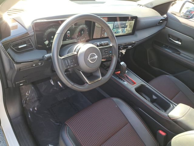 Used 2025 Nissan Kicks SR image 16