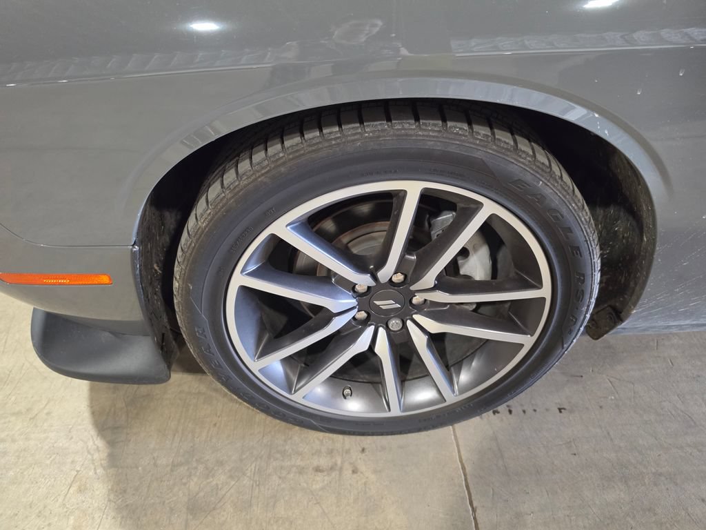 Used 2023 Dodge Challenger R/T w/ Plus Package RWD image 3