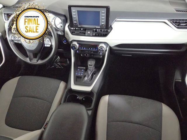 Used 2021 Toyota RAV4 XLE image 27