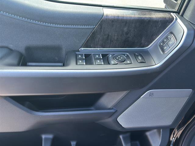 New 2026 Ford F250 Lariat w/ Black Appearance Package image 13