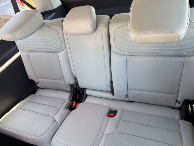New 2026 Ford Expedition Max Platinum w/ Platinum Ultimate Package AWD/4WD image 23