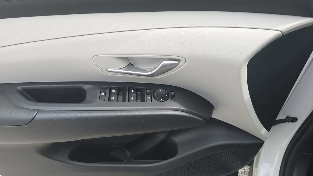 New 2026 Hyundai Tucson SEL image 16