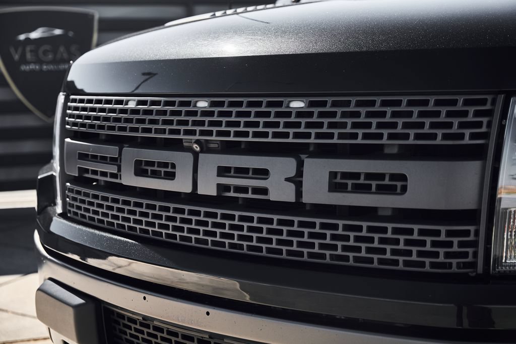 Used 2013 Ford F150 Raptor w/ Luxury Equipment Group AWD/4WD image 10