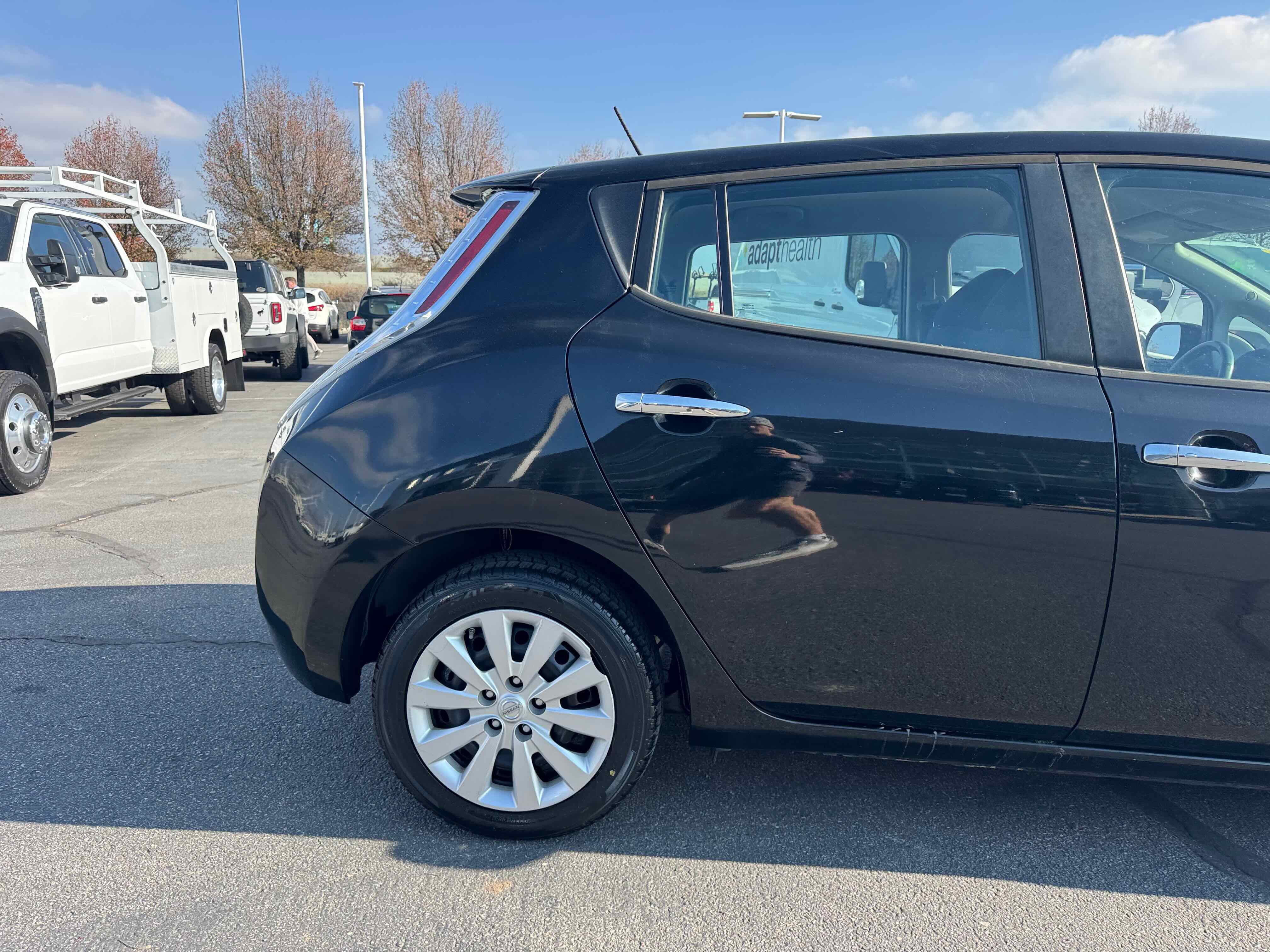 Used 2015 Nissan Leaf S w/ Charge Package image 8