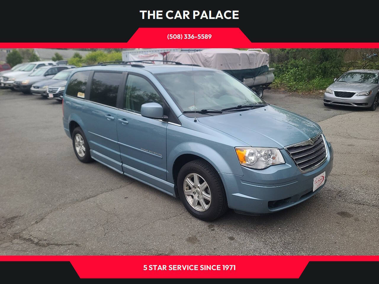 Used 2008 Chrysler Town & Country Touring w/ Trailer Tow Group