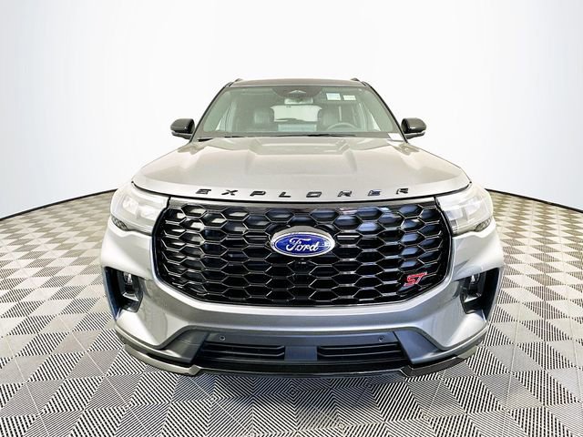 New 2025 Ford Explorer ST image 4