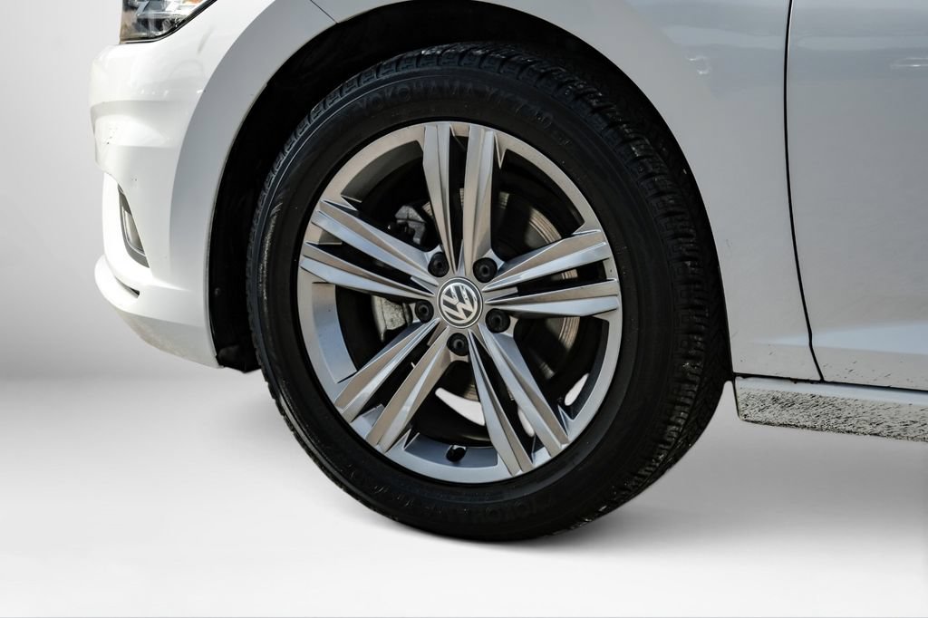Used 2019 Volkswagen Jetta R-Line FWD image 67