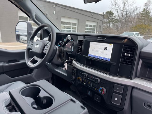 New 2026 Ford F550 4x4 Regular Cab Super Duty image 23