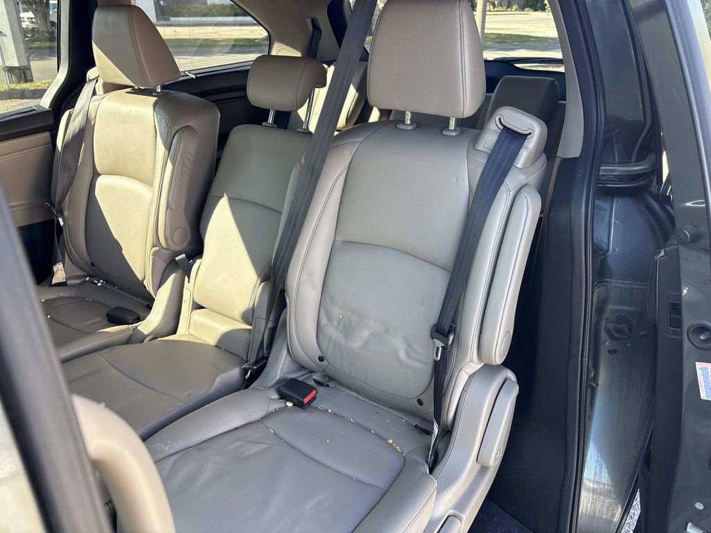 Used 2018 Honda Odyssey Touring image 17