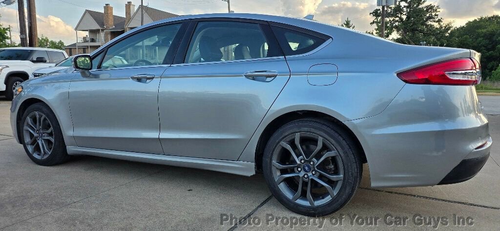 Used 2020 Ford Fusion SEL FWD image 20