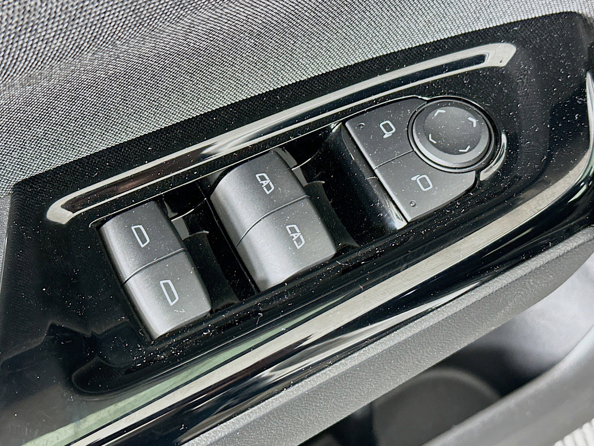 Used 2024 Honda Prologue EX image 15