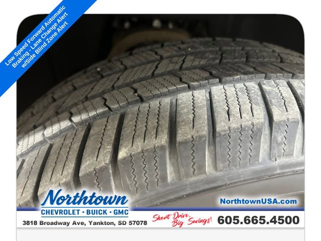 Used 2019 Chevrolet Suburban Premier AWD/4WD image 23