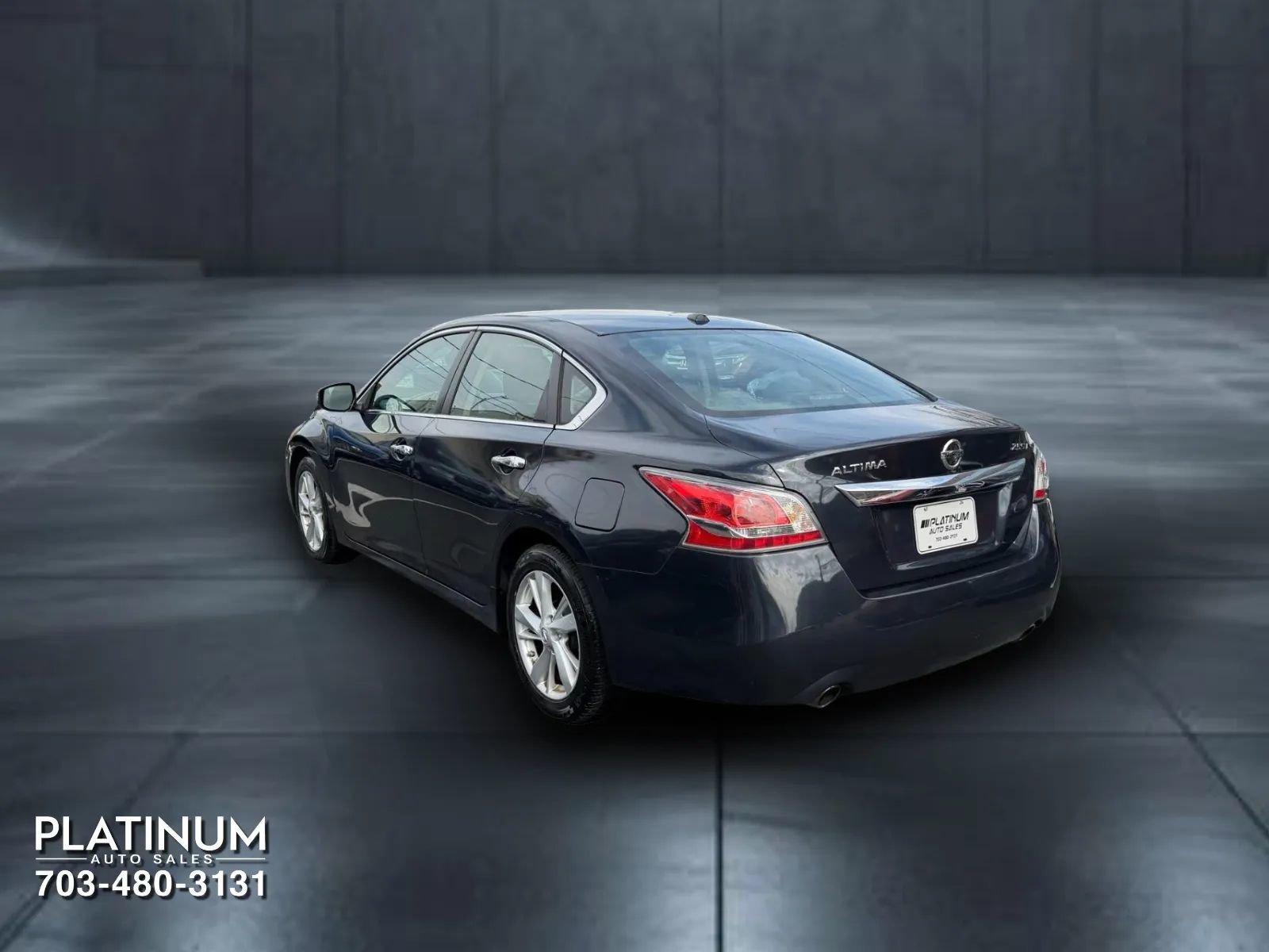 Used 2015 Nissan Altima 2.5 SV w/ Convenience Package FWD image 8