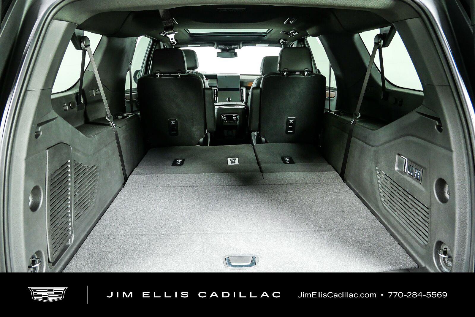Used 2025 GMC Yukon XL Denali w/ Sun & Power Step Package AWD/4WD image 33